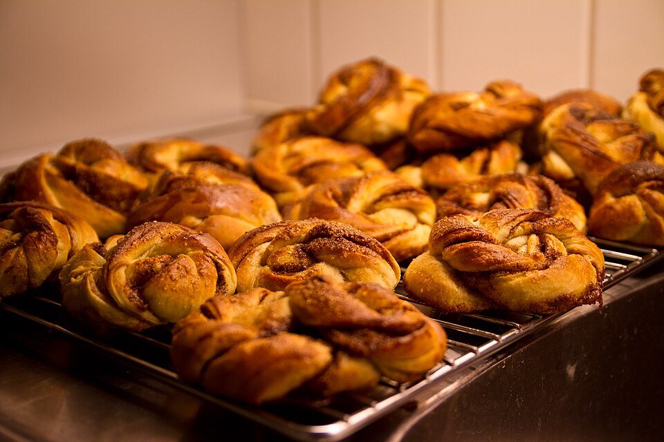 Kanelbullar — Zimt-Kardamom-Schnecken