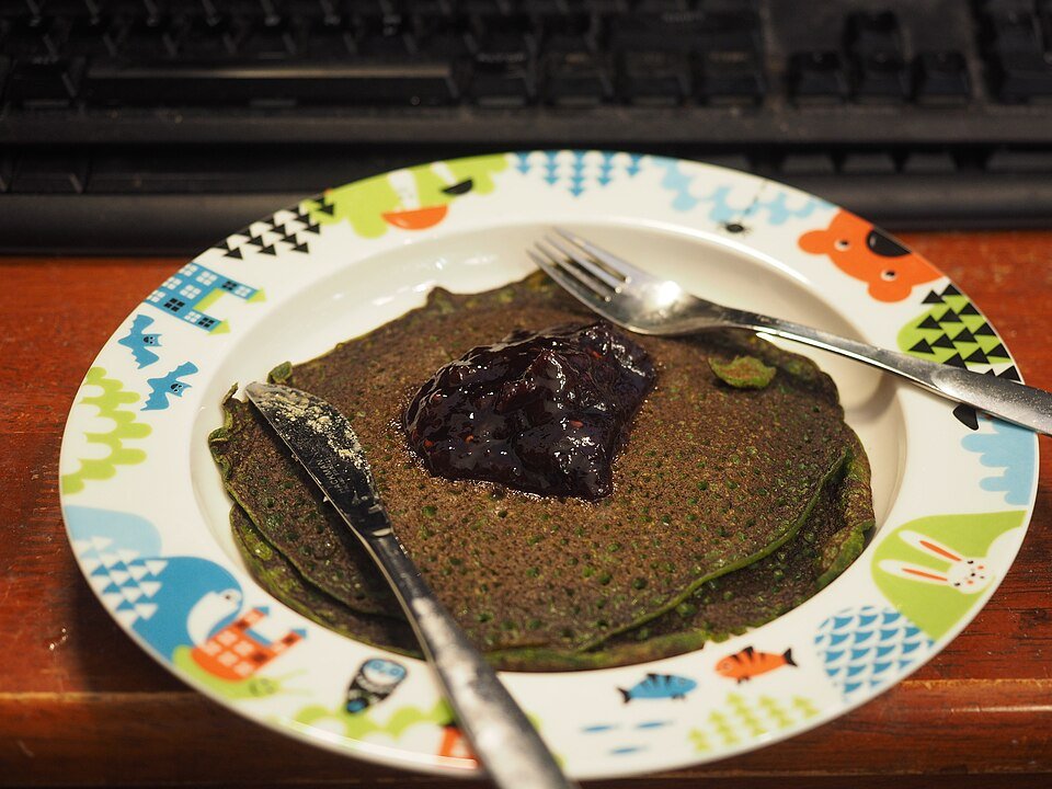 Pinaattiletut — finnische Spinatpfannkuchen