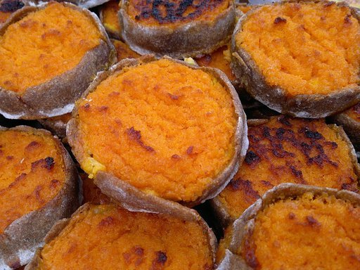 Sklandrauši — tartes de cenoura e centeio