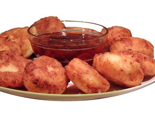 Syrniki mit Rosinen